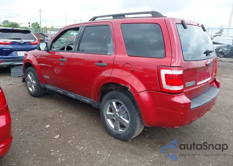 2008 Ford Escape Xlt z USA, uszkodzony, nr VIN 1FMCU93138KC92071
